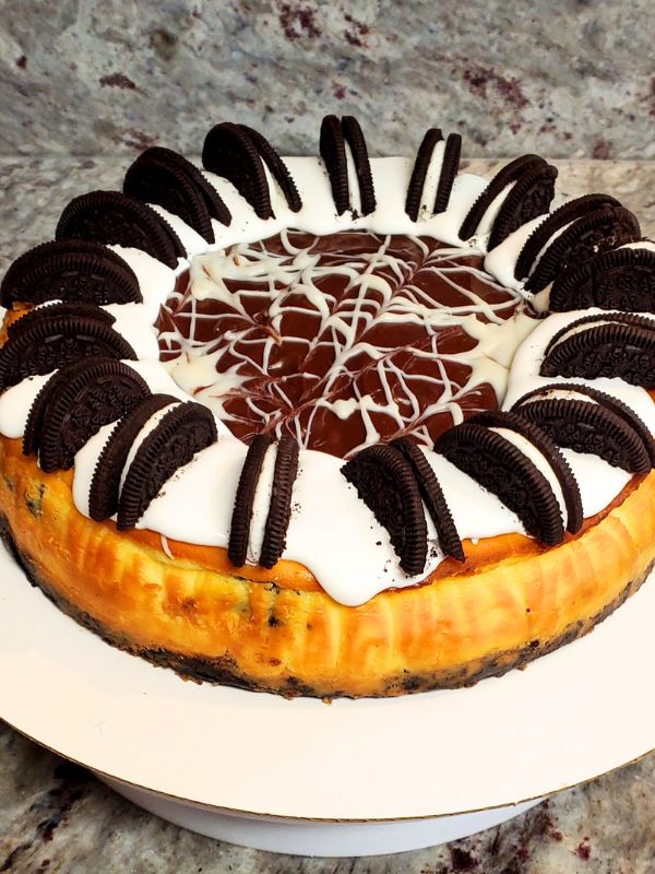 Oreo Cheesecake Slice