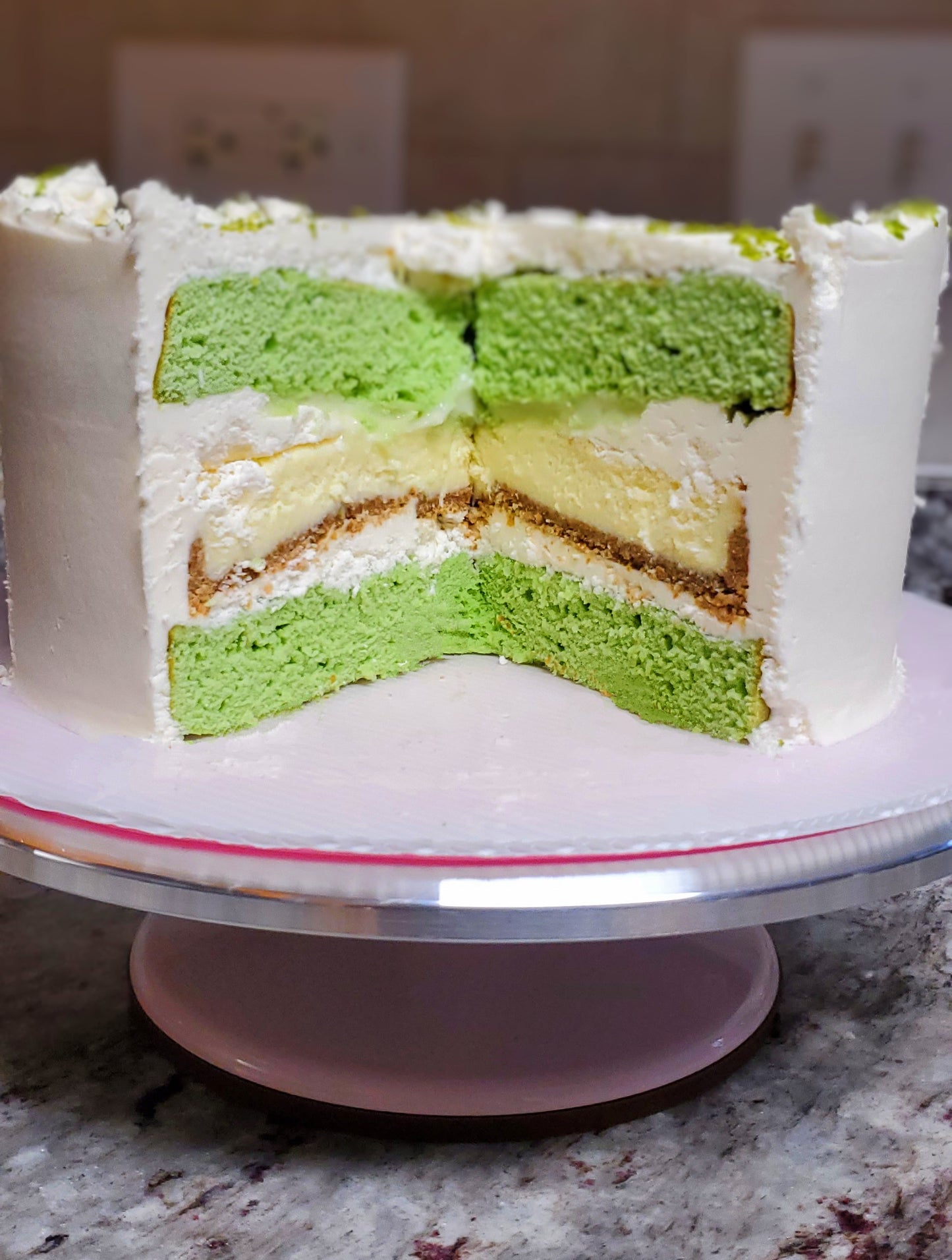 Key Lime Cake Cheesecake