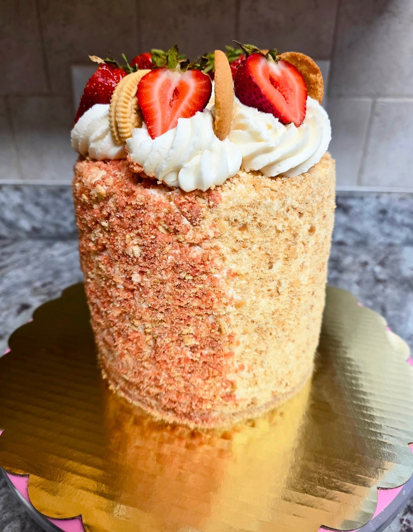 Strawberry Shortcake Banana Pudding Cake